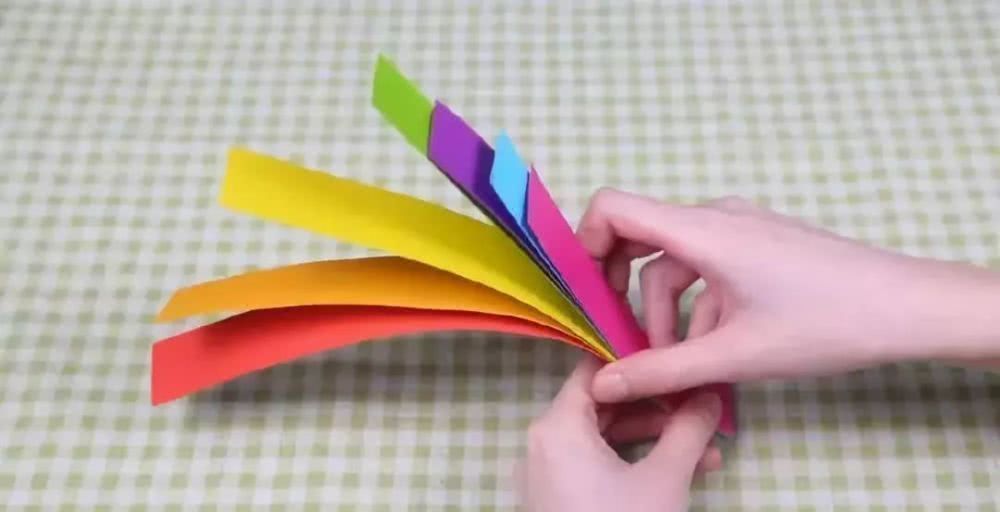 七色|和孩子一起制作七色彩虹挂件,挂在小房间,赏心悦目