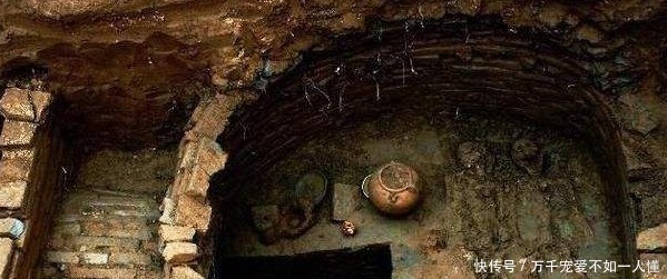 考古学家挖掘出金太祖墓,村民却把它当作化粪池,网友味道真重!