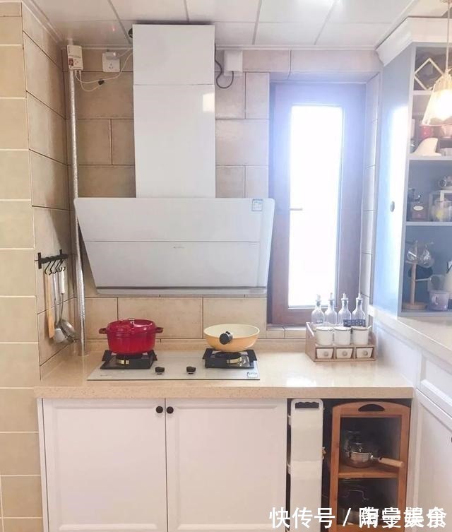 收纳|家庭主妇地柜不要全部打满,空一格更实用,后悔我家装太早了!