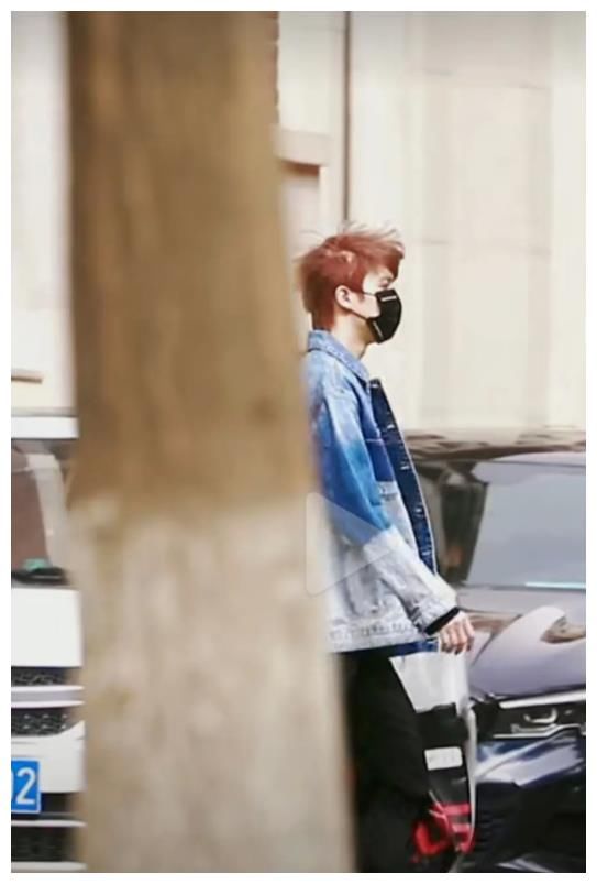 《青你3》训练压力大？草鱼晒斑秃诊断报告后，罗一舟也被发现斑秃