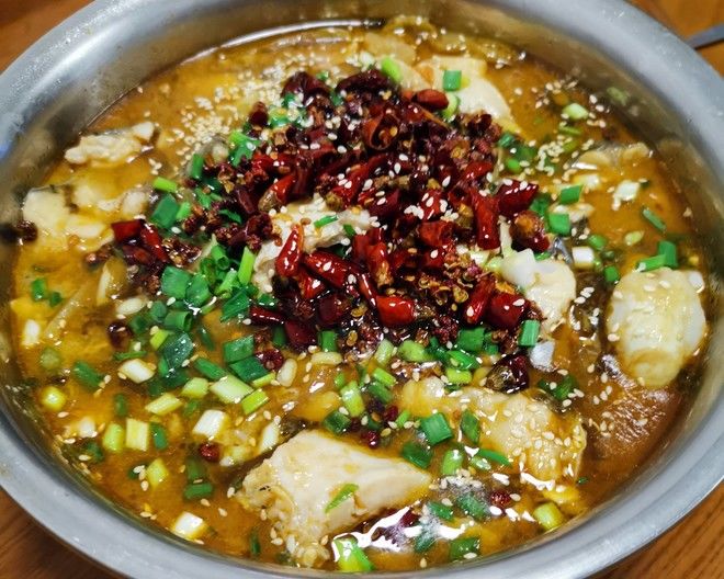 家常鱼肉菜谱，麻辣酸菜鱼，无需调料包，简单美味营养，吃不够