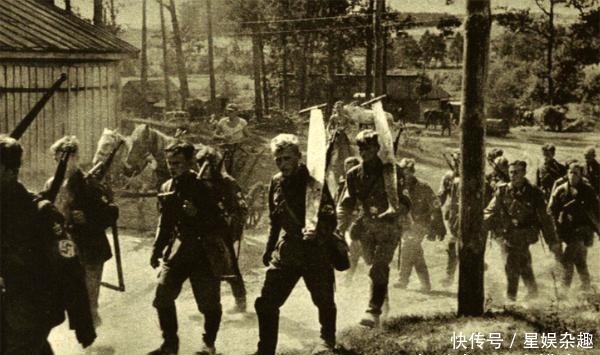 战场|老照片:二战德军镜头下的东线战场,进攻,受伤,埋葬