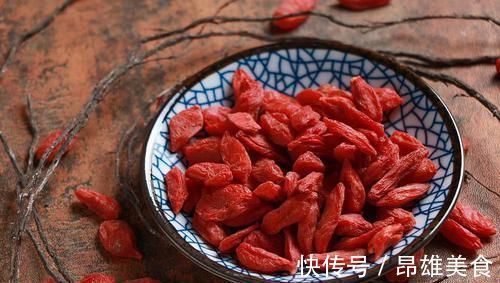 失眠|天然的“失眠克星”, 睡前吃一点, 养心安神, 让你倒床就睡