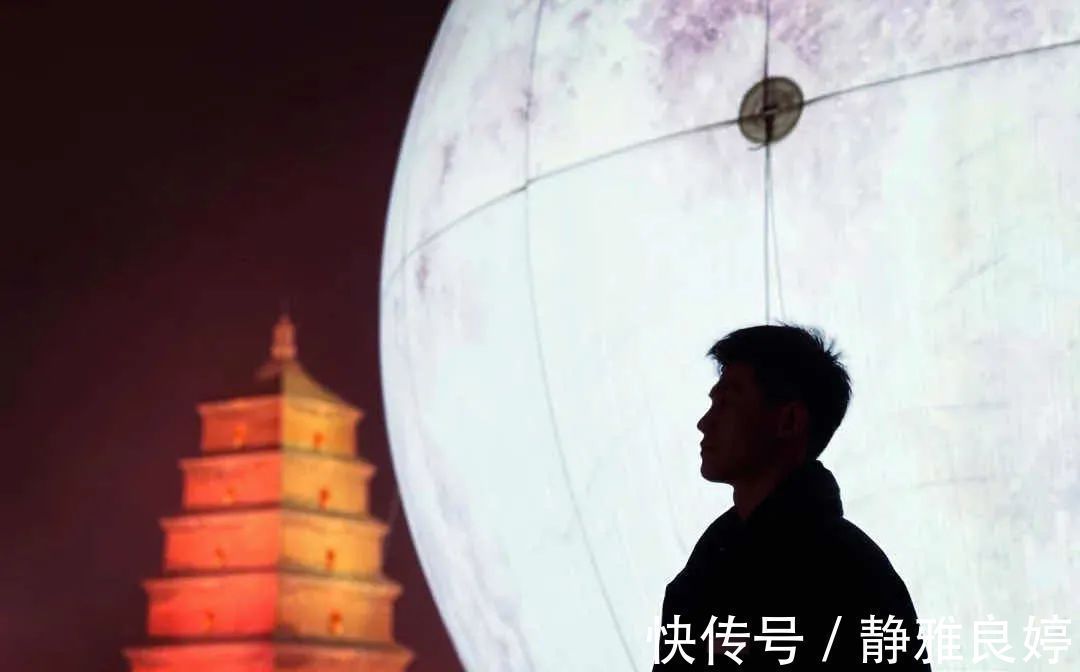 腹肌|帅气寸头小奶狗,身材挺拔高鼻梁惹人爱,疯狂赶超彭于晏