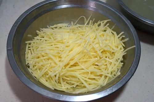 小孩|不管什么时候,土豆不能和它一起吃,好吃也不行,老人小孩要注意