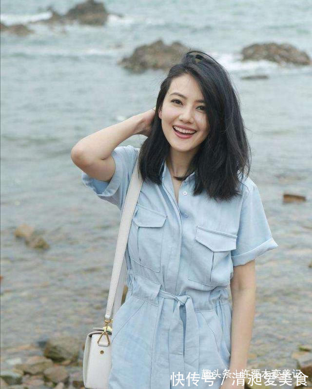 离子烫|50岁的女人,别烫泡面卷来显老!这些“年轻十岁短发”更适合你
