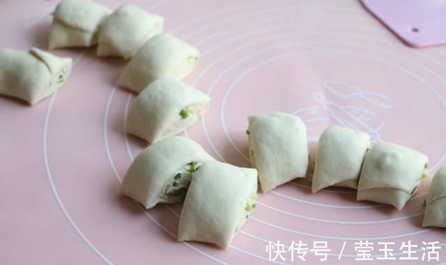 女儿就馋我做的面食,不用酵母不用二发,蓬松柔软每顿都要吃2个