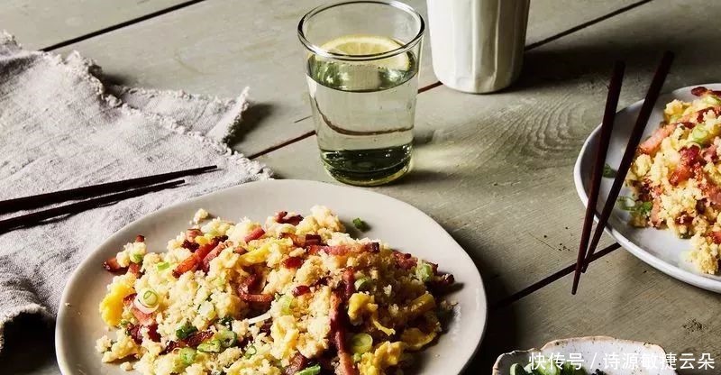 蛋炒饭,先炒蛋还是先炒饭,第1步就做错了,难怪不好吃!