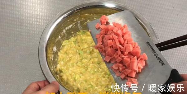 美味|包菜不要炒着吃了，加3个鸡蛋这样做，全家人都爱吃，营养美味！