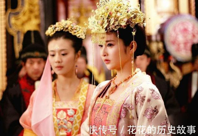 一炷香#富小姐对联招亲,穷秀才对答如流,成功抱得美人归