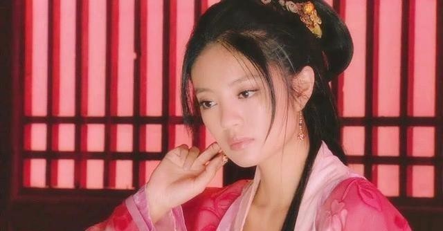 她凭四句歌词迷倒节度使又倾倒皇帝,年老色衰时还感动大诗人杜牧