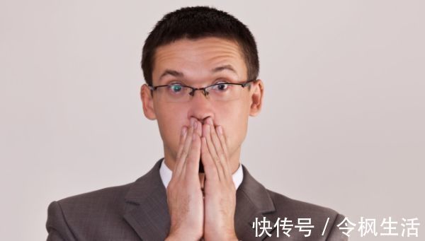 糊涂|患老年痴呆的人，出门时会有3个“怪象”，若没有，恭喜还不糊涂