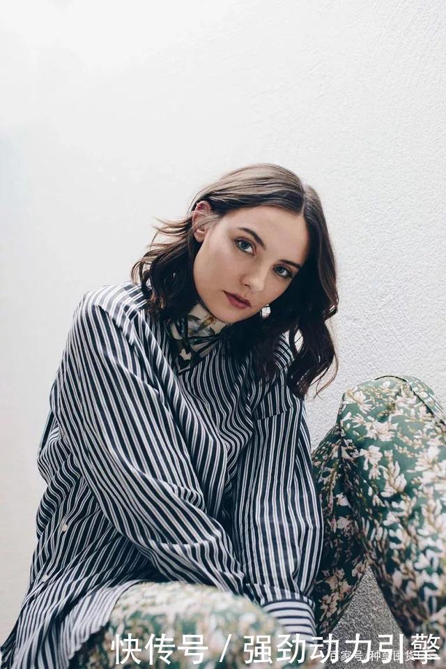 秋天毛衣、外套这么搭,太太太高级!