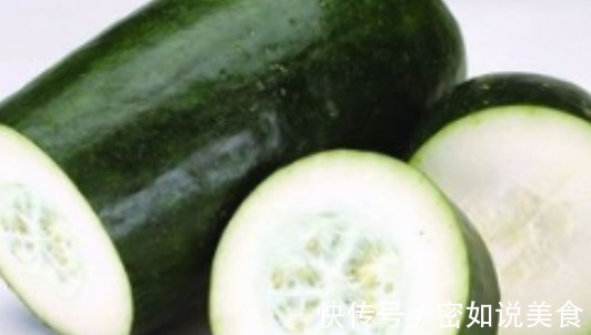 冬瓜还在清炖饭店大厨教你新做法,不仅味鲜美,口感也爽脆可口