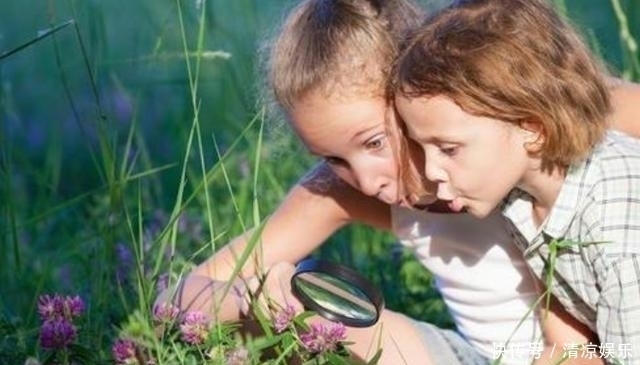女儿|“妈妈,你怎么有小翅膀”女儿洗澡时提问,宝妈巧妙回答显智慧