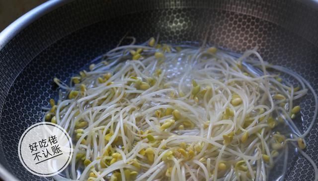 豆芽|做豆芽,多加一个步骤,是很关键的,清脆爽口,也更健康