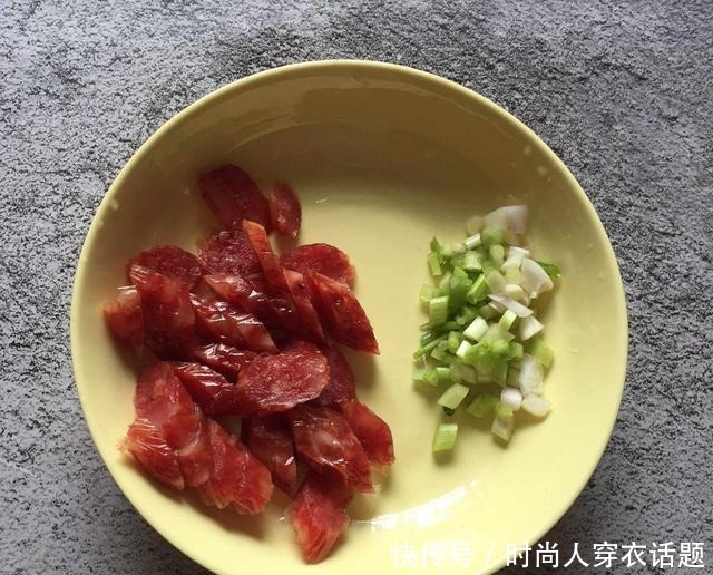 秋天|秋天的山药最美味,配上这食材,不加一滴油和盐,脾胃舒服人精神