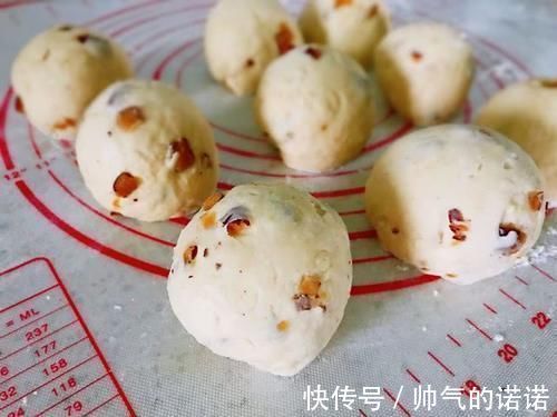 老少皆宜|比油条健康,比面包香甜,早餐吃最好,蒸一蒸就上桌,养胃防贫血