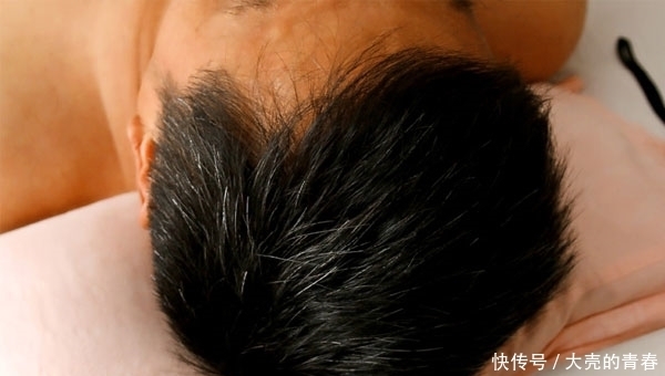 容易长白发的人,不会轻易得癌?有科学依据吗?医生告诉你答案