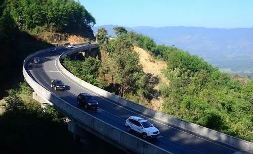 条公路|用美国人命名的公路，救了无数中国人