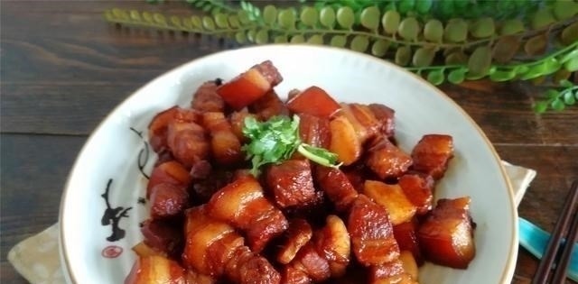 中秋节家宴,大鱼大肉不能少,推荐8道猪肉做法,招待客人有面子