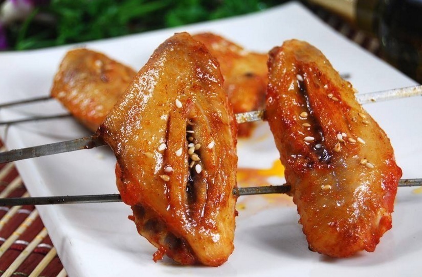 自从我学会了做此下酒菜，隔三差五就要做一次，醇香劲辣太好吃！