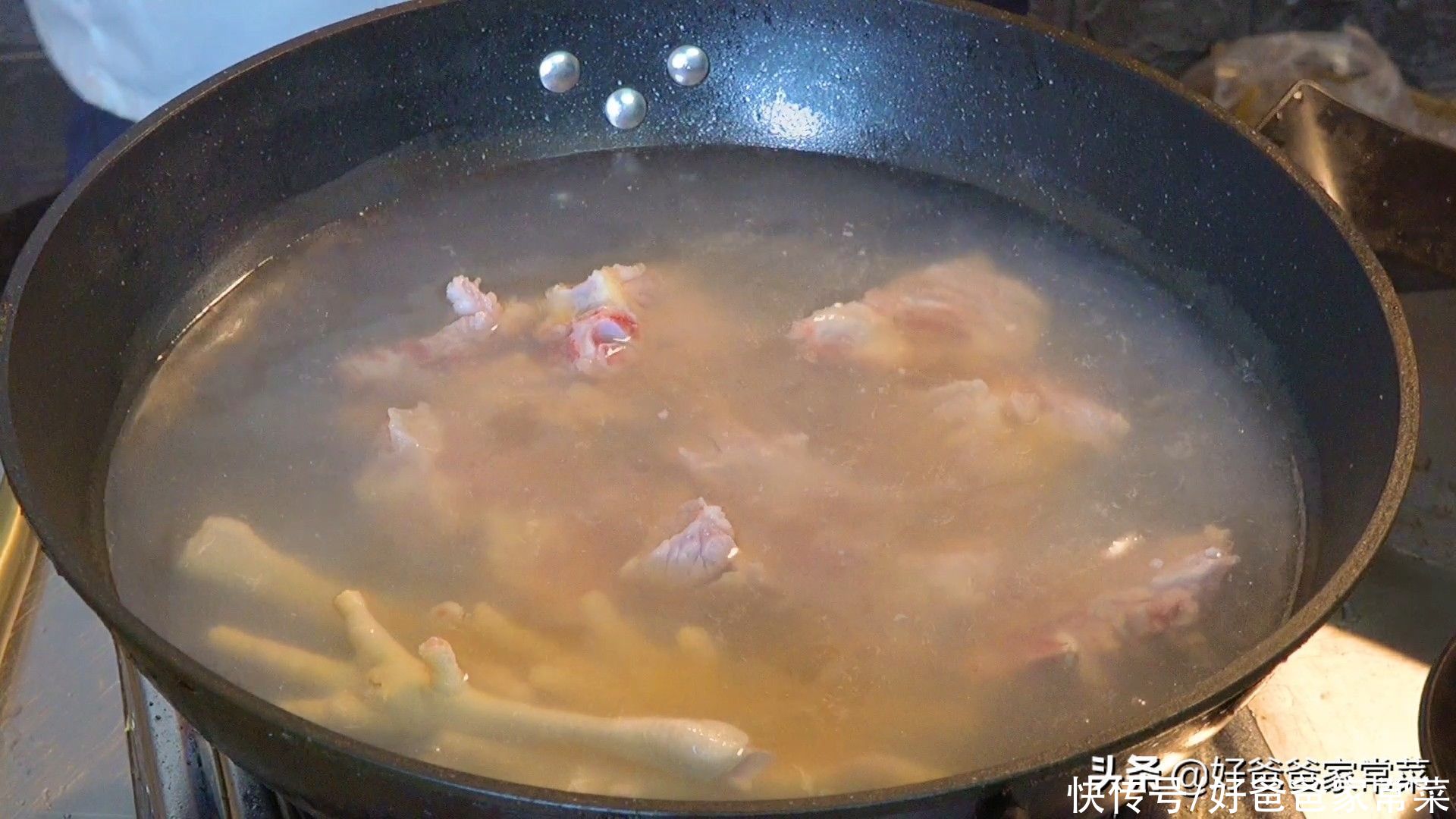 海带|冬瓜汤的做法，冬瓜猪骨汤的做法