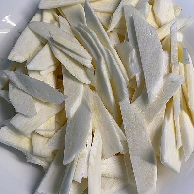 茭白|茭白炒腊肉