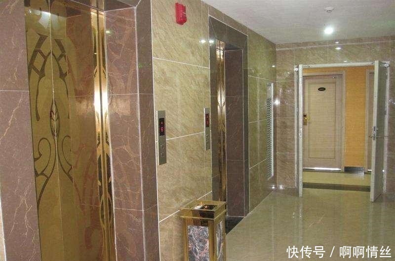 扬灰层|买房事大,这四层楼的房子谁买谁后悔,住的很憋屈!