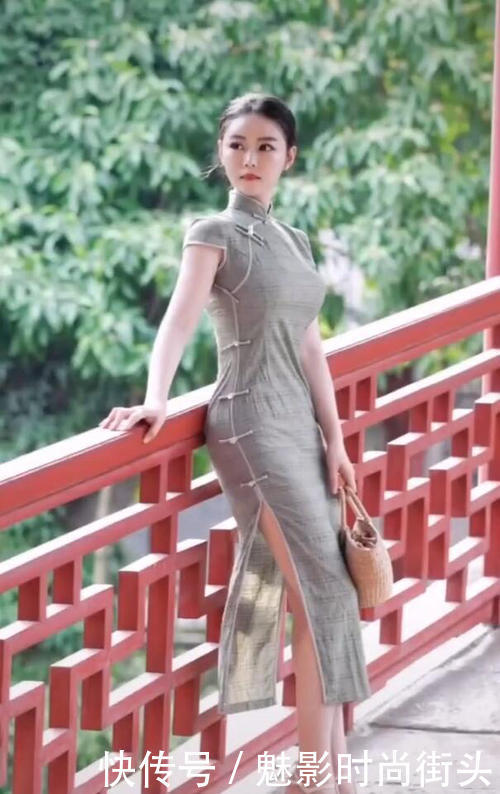 东方女性|穿搭修身旗袍,展现东方女性的细腻感,体现一种具有中国韵的美