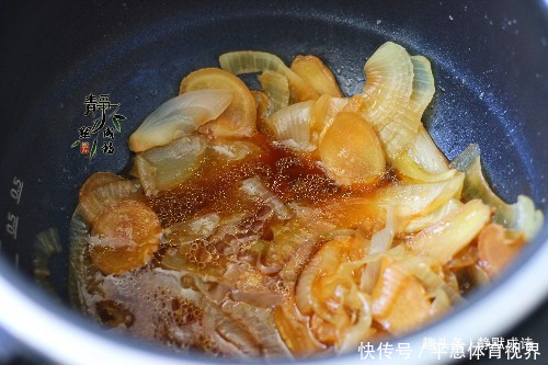 停不下来|懒人版电饭煲焗鸡,香嫩多汁,做法简单,好吃到停不下来!