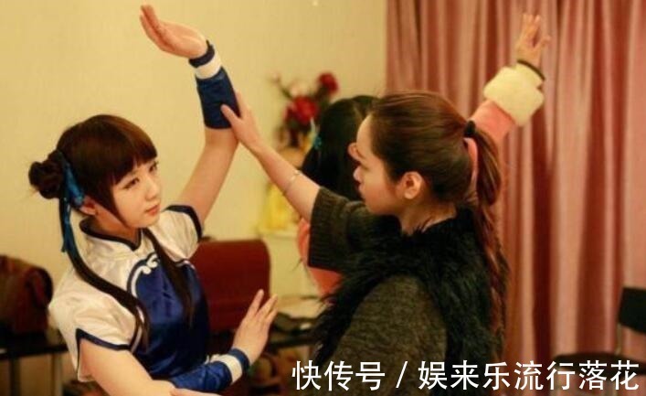 天使獸|這才是靈魂coser,用廢布料做cos服裝,上身后太亮眼