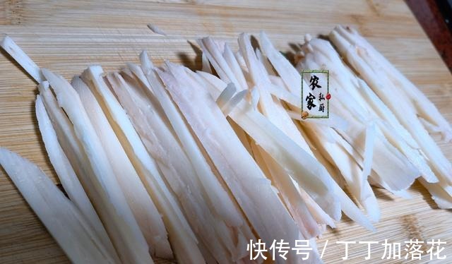 它是淤泥里的宝贝，却洁白如玉，我家一周吃五次，又脆又香真下饭！