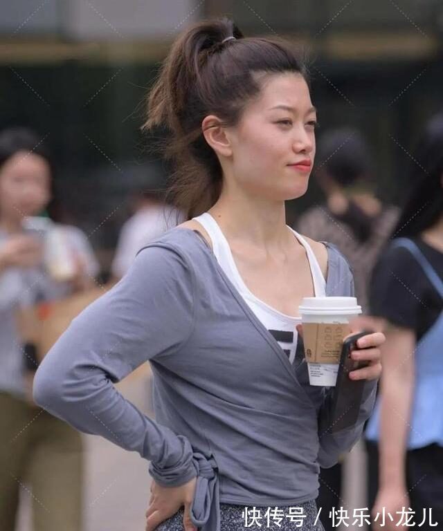 瑜伽裤 小姐姐臀大腿粗穿瑜伽裤可以修饰,彰显腿细洋气,非常时尚!