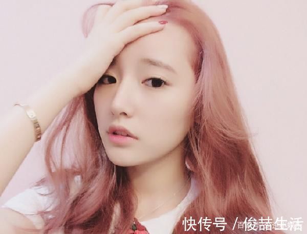 脱口秀|积分赛冲刺，童琪琪领跑女脱口秀！囧囧丸鏖战年度绝不代播！