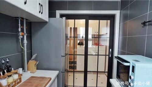 推拉门|为什么有钱人厨房不装推拉门头次见这种设计,后悔我家选错了