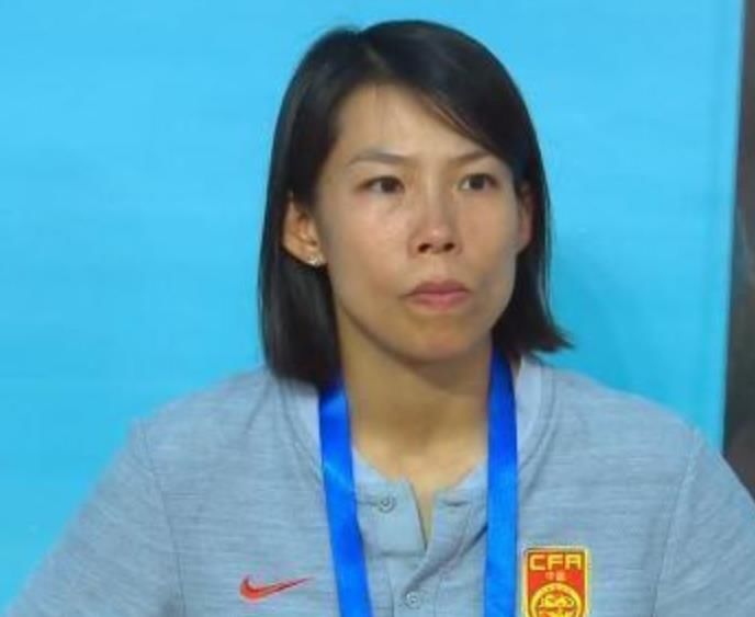 主帅|中国足球迎一大喜：陈婉婷力压肇俊哲或成女足主帅，球迷立了大功