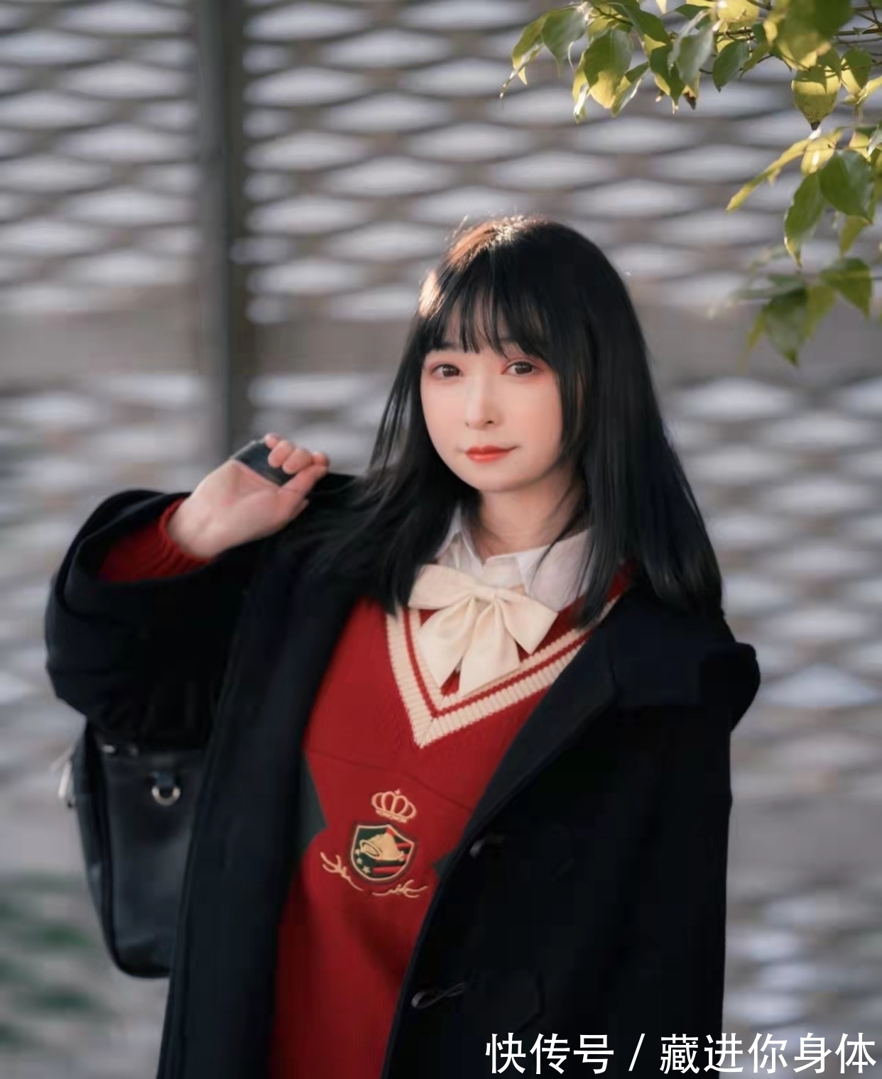 格律&七言格律:悠泓丽水泾香阁,叠谷苍松接碧天