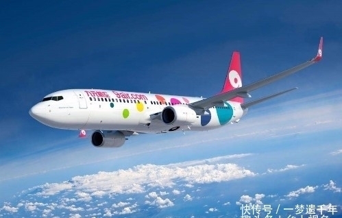乌尔禾|国内廉价航空的代表，机身涂装被称为九色波点装，打破航空定律