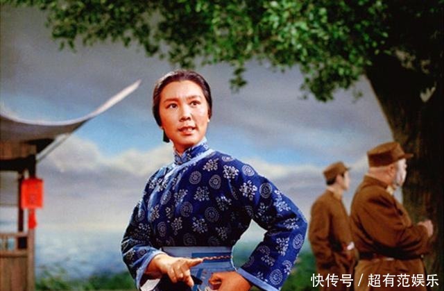 至少|一家之言“样板戏”至少有6个方面的优势,所以才能够经久不衰