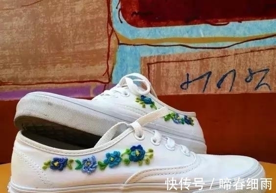 diy 小白鞋穿腻了?试下刺绣后的小白鞋,一样穿出“花”样!附教程