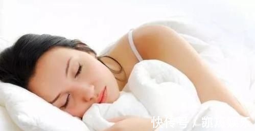 女子|40岁女子失眠多年险抑郁，医生支招：或比吃药管用，失眠者请收好