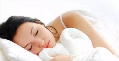 女子|40岁女子失眠多年险抑郁,医生支招:或比吃药管用,失眠者请收好