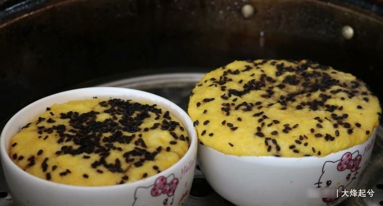 玉米面最好吃做法，比馒头简单，比面包还好吃，早餐再也不用买了