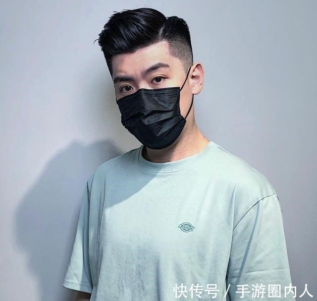 小飞机 进入理发店,男人不要随便乱剪,留这6款发型才更时髦帅气!