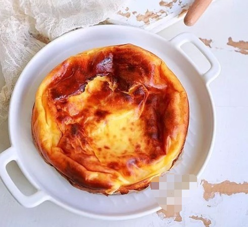 蛋糕|一包酸奶、两个鸡蛋、一勺淀粉,搅一搅就可以做的蛋糕