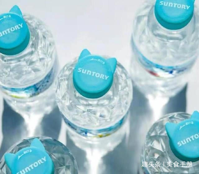 推出|日本推出女士专用矿泉水,看到瓶盖设计,直男大赞很暖心!