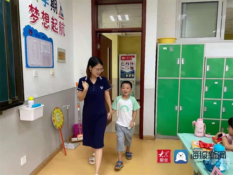 国城小学|明理启智 人生始立 青岛市城阳区国城小学迎来一年级新生报到