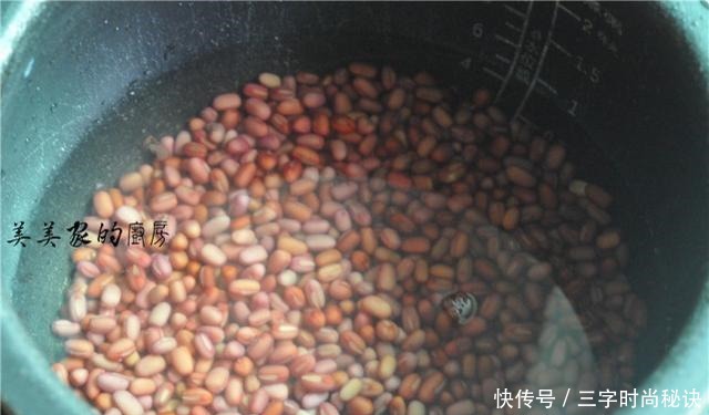 天气变凉,早餐别只蒸馒头!试试它吧,清甜软糯,早上好胃口!