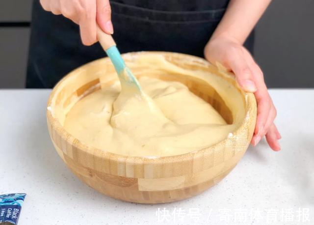 不用烤箱,一把平底锅就能做,店里一盒好几十,在家10块搞定一盘